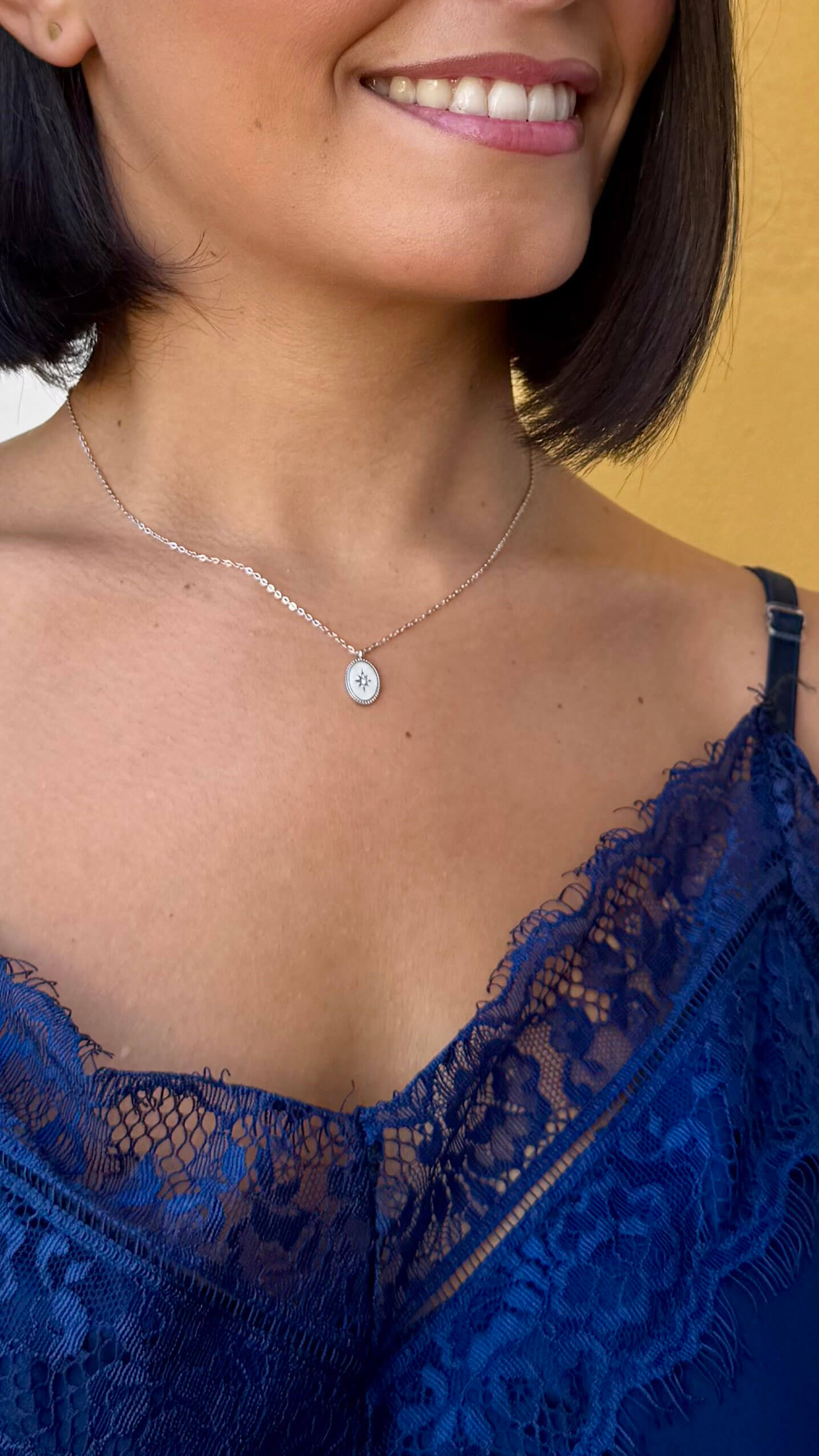COLLAR SARA PLATEADO