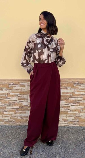 PANTALÓN CANDELA CURVY BURDEOS